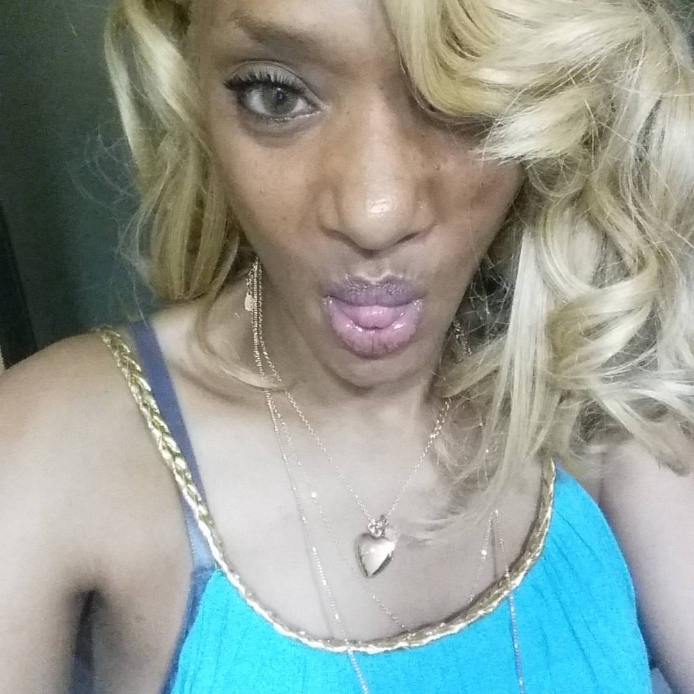 Meet your Posher, Mecca